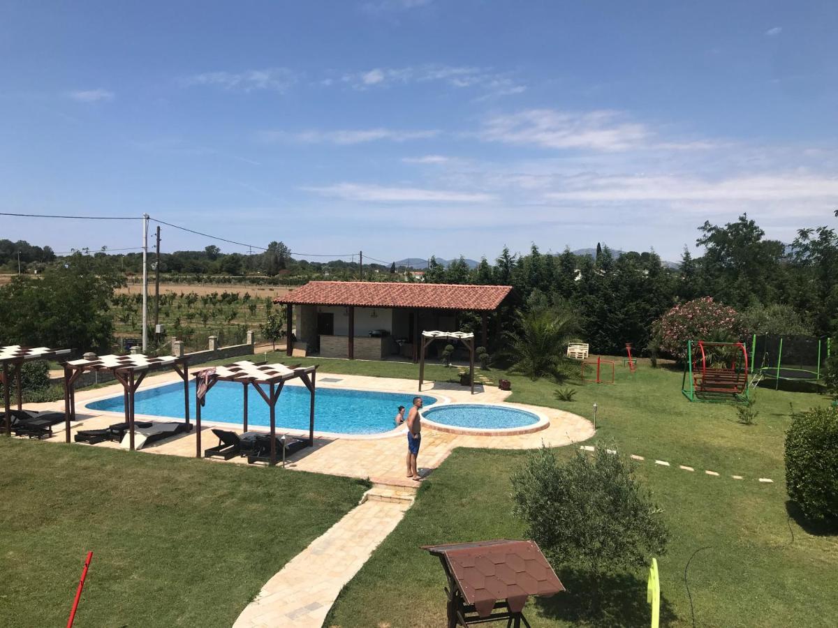 אולסינץ' Apartments Ada Bojana מראה חיצוני תמונה