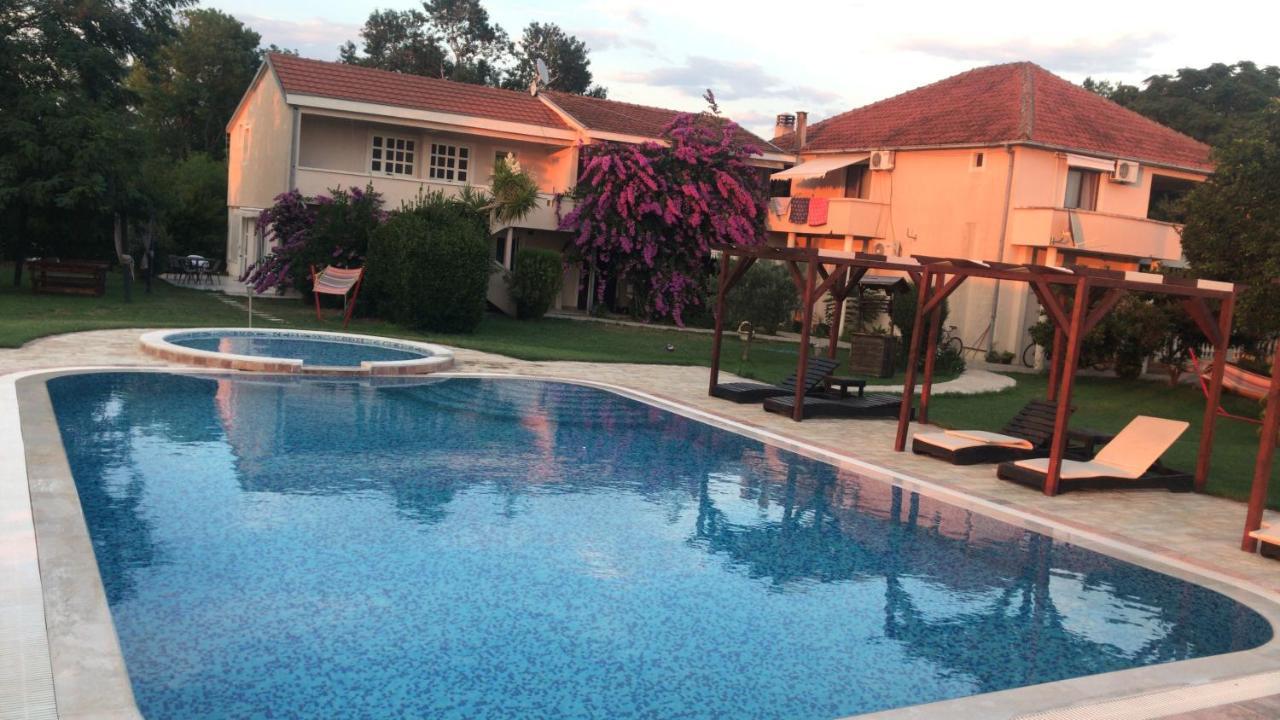 אולסינץ' Apartments Ada Bojana מראה חיצוני תמונה