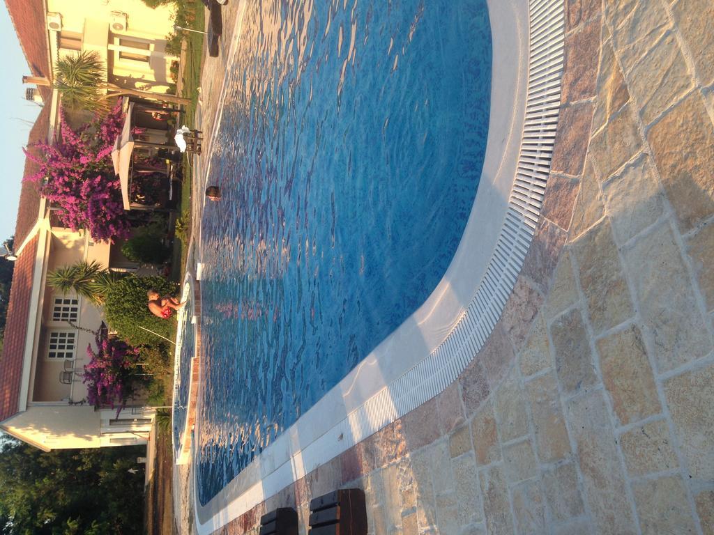 אולסינץ' Apartments Ada Bojana מראה חיצוני תמונה